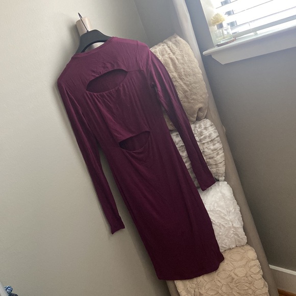 BCBGMAXAZRIA Savannah Cut Out Dress NWT $118 sz XS Bordeaux - Picture 9 of 12